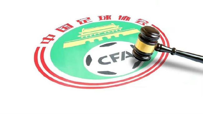 公主白嫩翘臀呻吟迎合